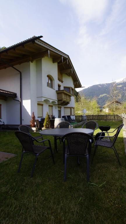Haus Peter Schiestl Daire Zell am Ziller Dış mekan fotoğraf